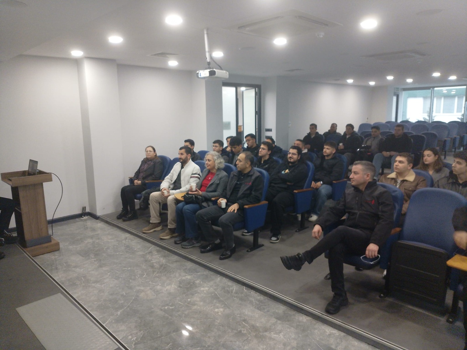 WhatsApp Image 2025-12-17 at 16.10.55.jpeg (312 KB)